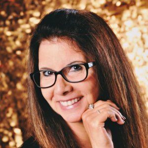 Meet your Posher, Linda